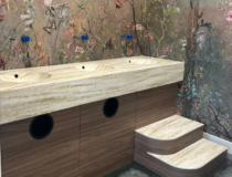thumbnail Inspiratiebeeld van 3 solid surface waskommen Amsterdam in decor DM5002 Weathered Wood naadloos verlijmd in een wastafel
